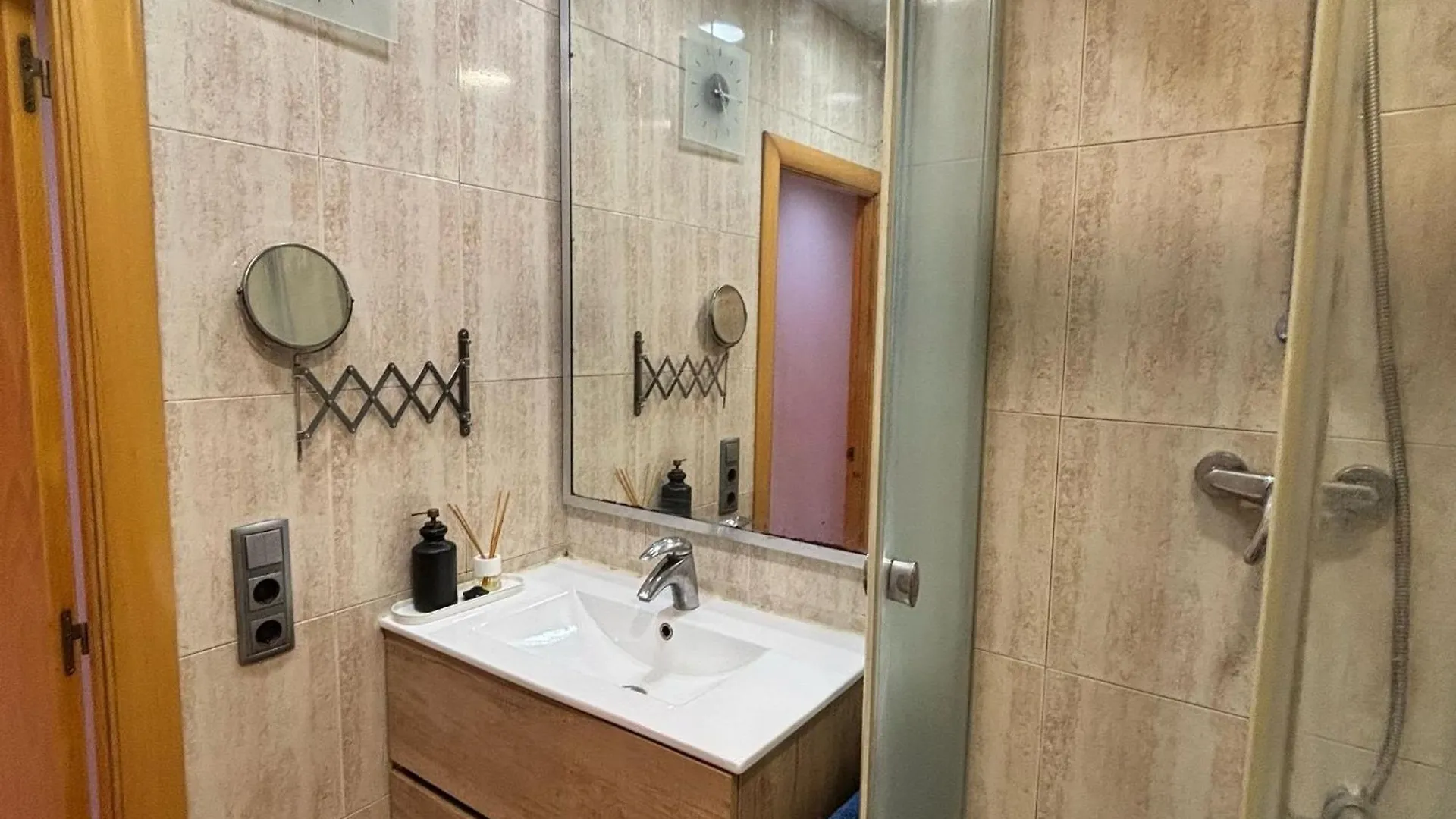 Flexco City - Barcelona Flats 0*,  إسبانيا