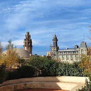 Gasthuis Porxos Garden, Barcelona